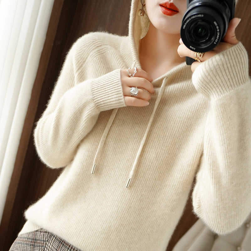 Maya Cashmere Hoodie For Winter Women Luxuriously Soft Warmth Everyday Comfort And Cozy