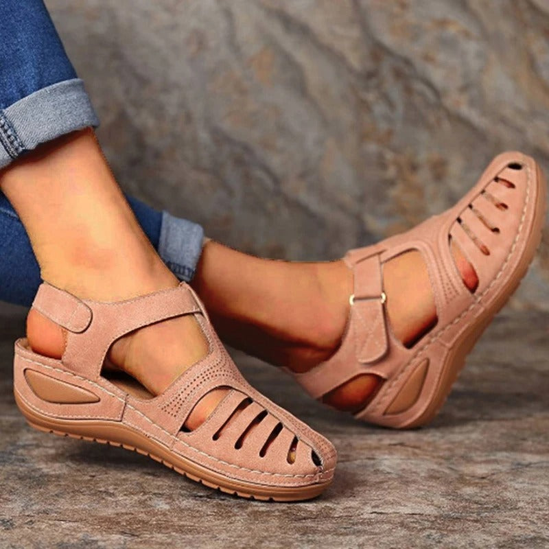 Leola Outdoor Sandals Adjustable Strap For Women Comfort