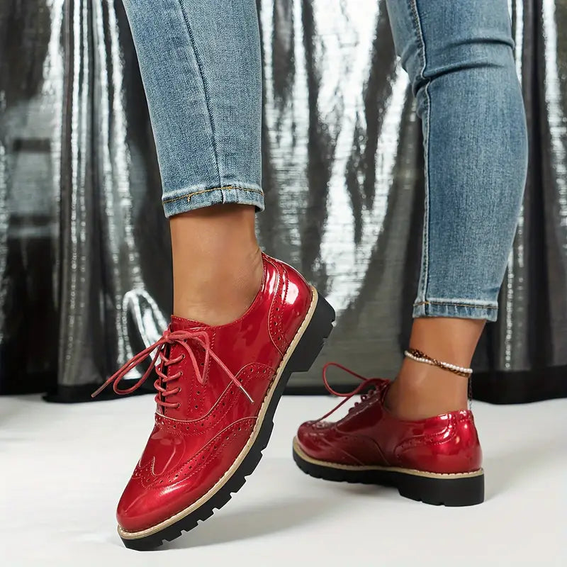 Eloura-Moda | Patent Leather Shoes in Oxford Style with Chunky Sole for Women