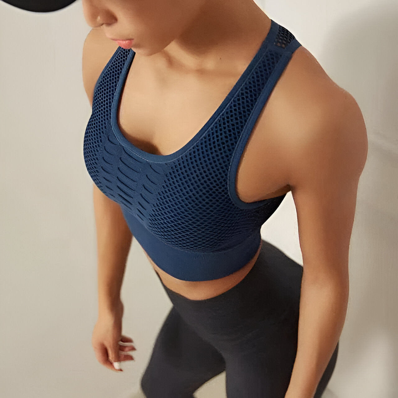 Women's sports bra | Seamless & padded | Racerback design | High support for training