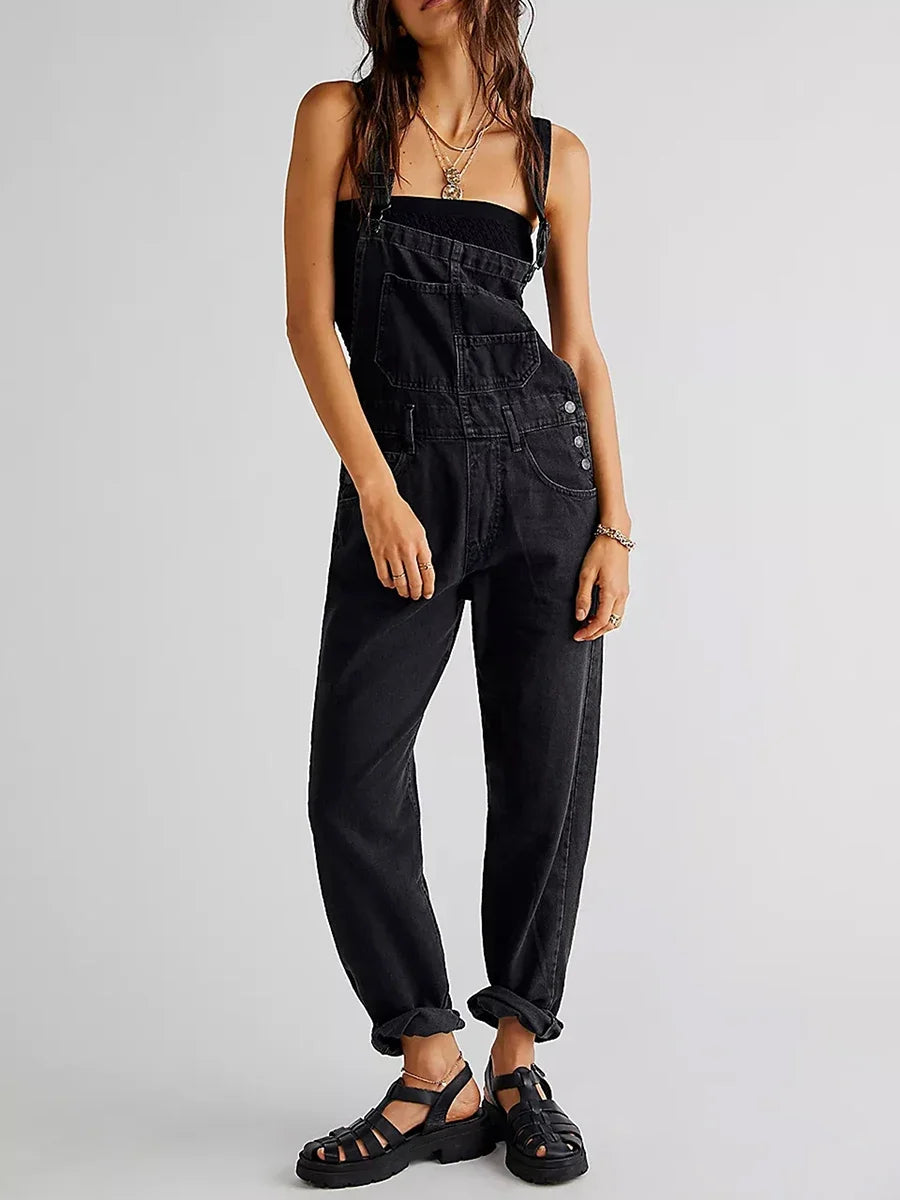 Classic denim jumpsuit for women with a relaxed fit and stretchy comfort | Freja
