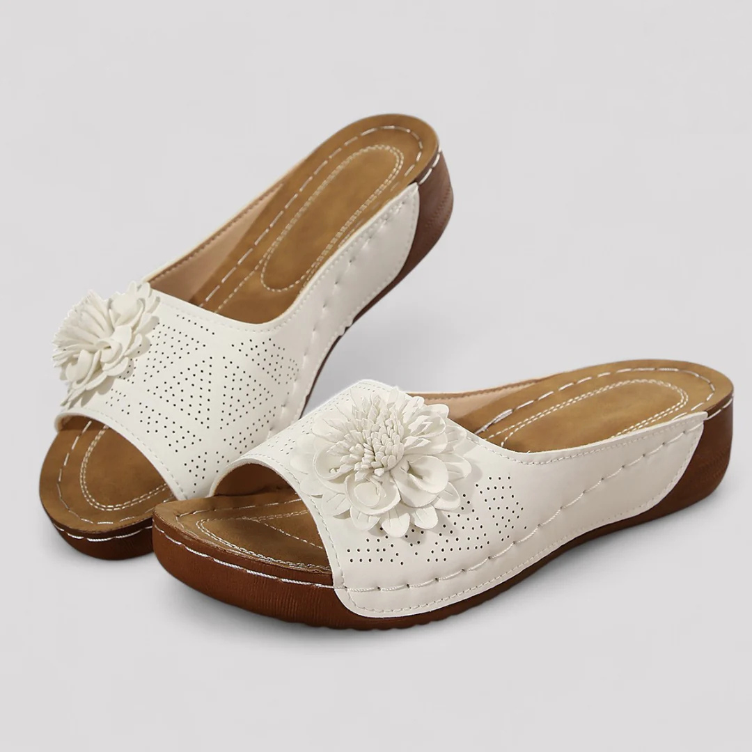 Maribel Ergonomic Floral Sandal With Orthopedic Footbed For Women All Day Comfort And Support