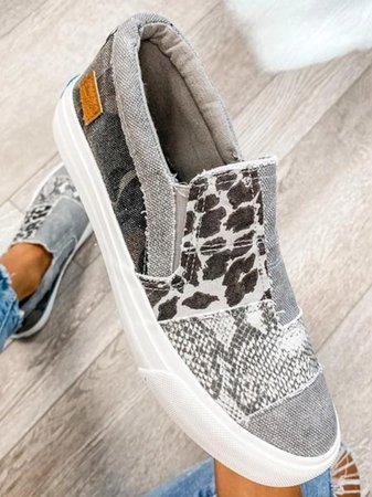 Women's Slip-On Shoes with Cushioned Insole and Easy Fit