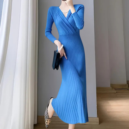 Arwena - Elegant knit dress for women