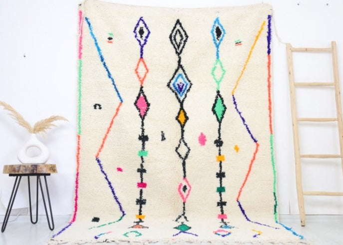 Badis Moroccan Rug 5'5" x 8'2" - TrendAura