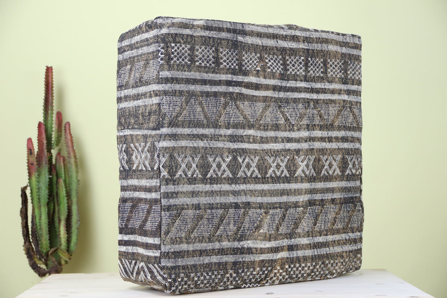 Mamma Moroccan Pouf - TrendAura