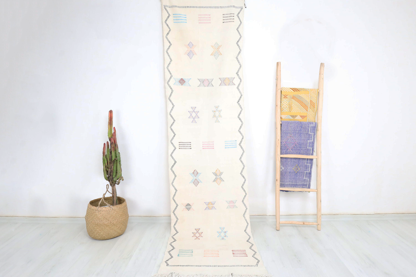 Fadma Cactus Silk Rug 2'3" X 8'8" - TrendAura