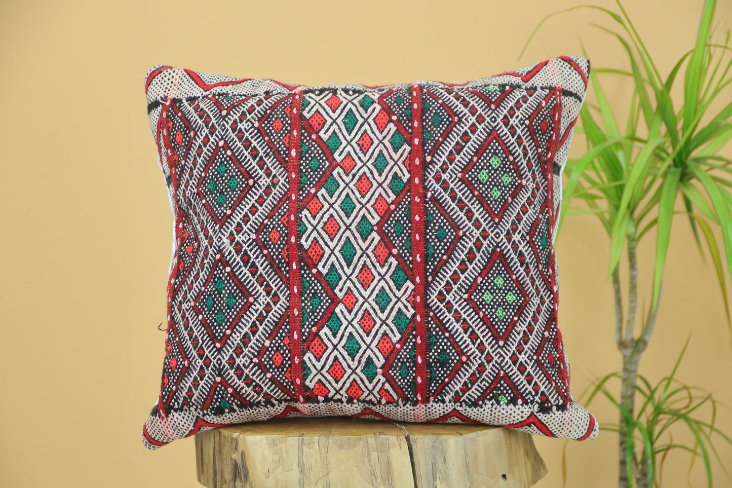 Hemmi  Vintage Kilim Pillow - TrendAura