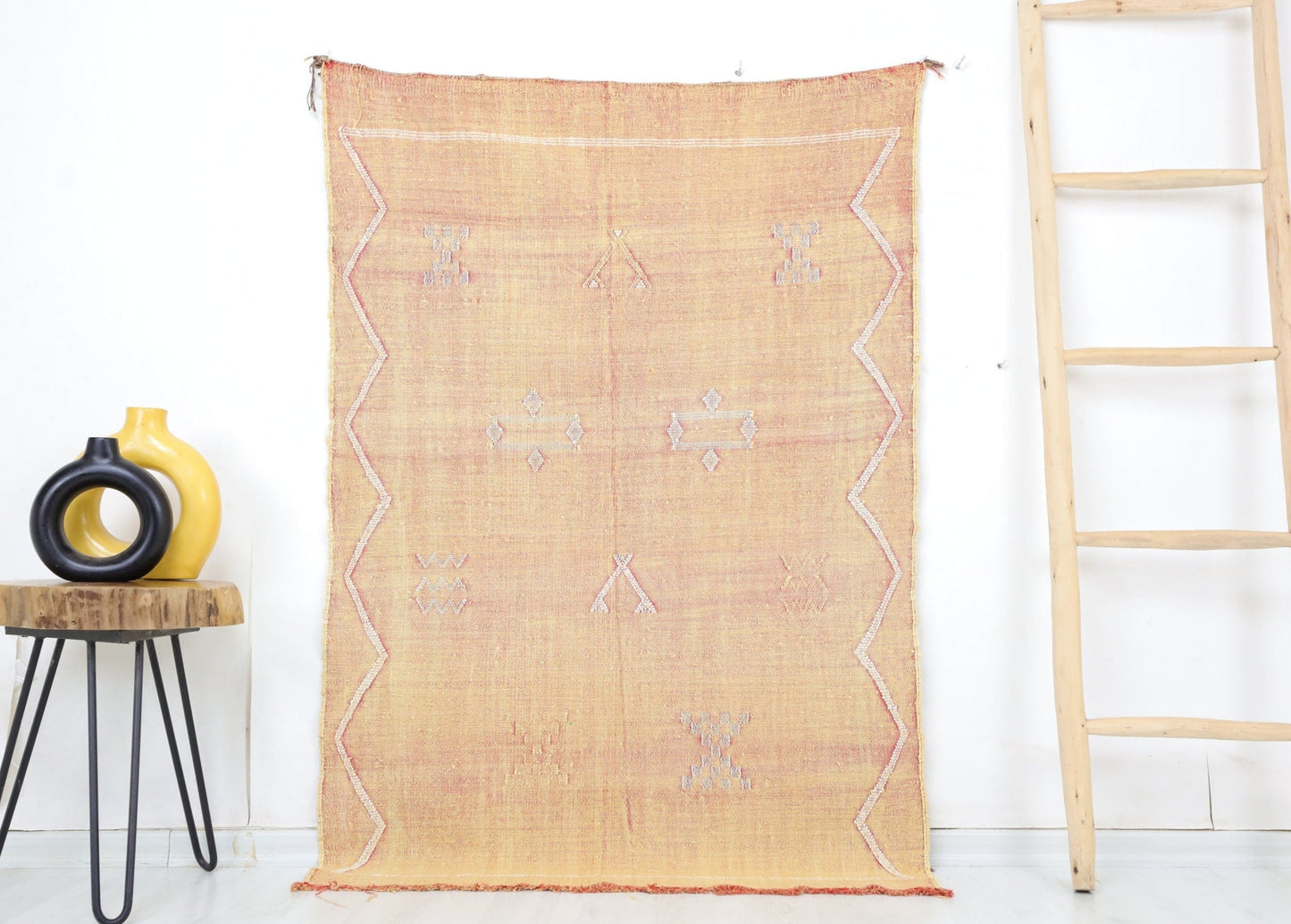 Kenan Cactus Silk Rug 3'6" X 4'8" - TrendAura