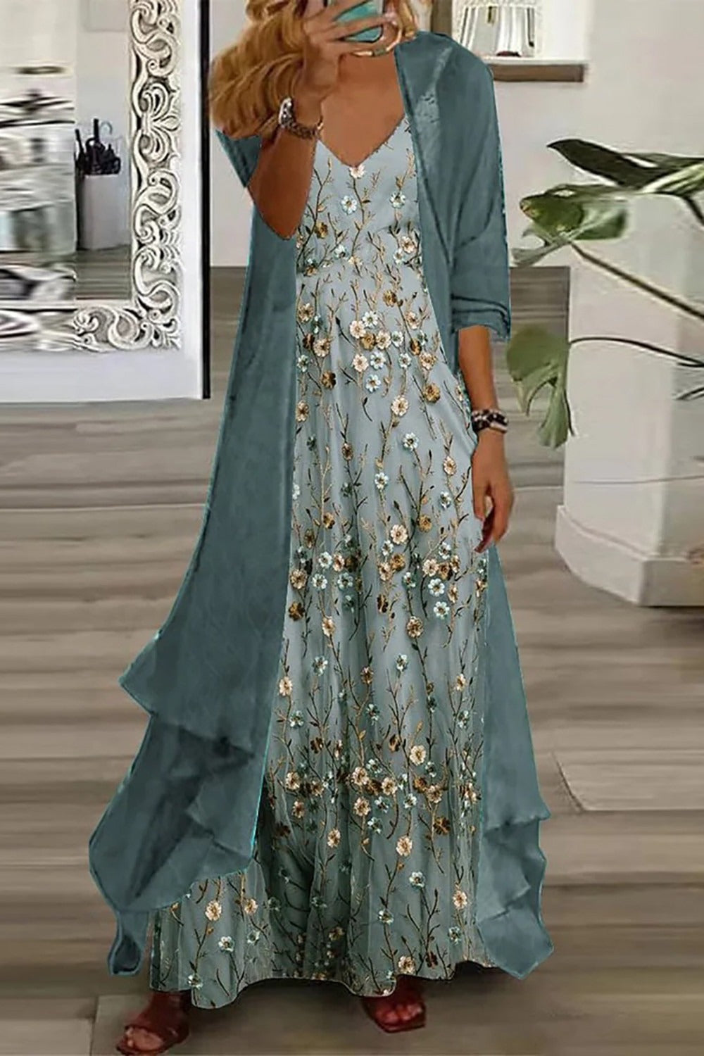 Floral Long Sleeve V-Neck Maxi Dress – TrendAura