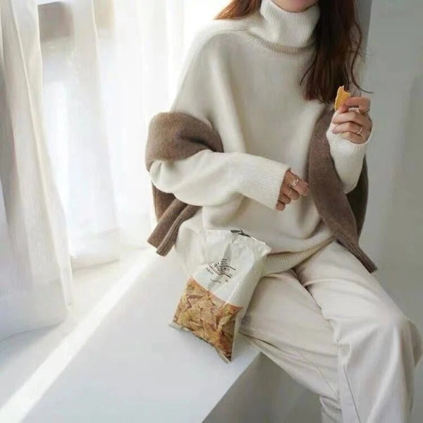 Women’s Turtleneck Sweater – Oversized Fit – Soft Wool – Ribbed Cuffs & Hem