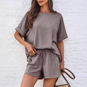 Women’s Two-Piece Set – Relaxed Fit Top with Dolman Sleeves – Soft Drawstring Shorts