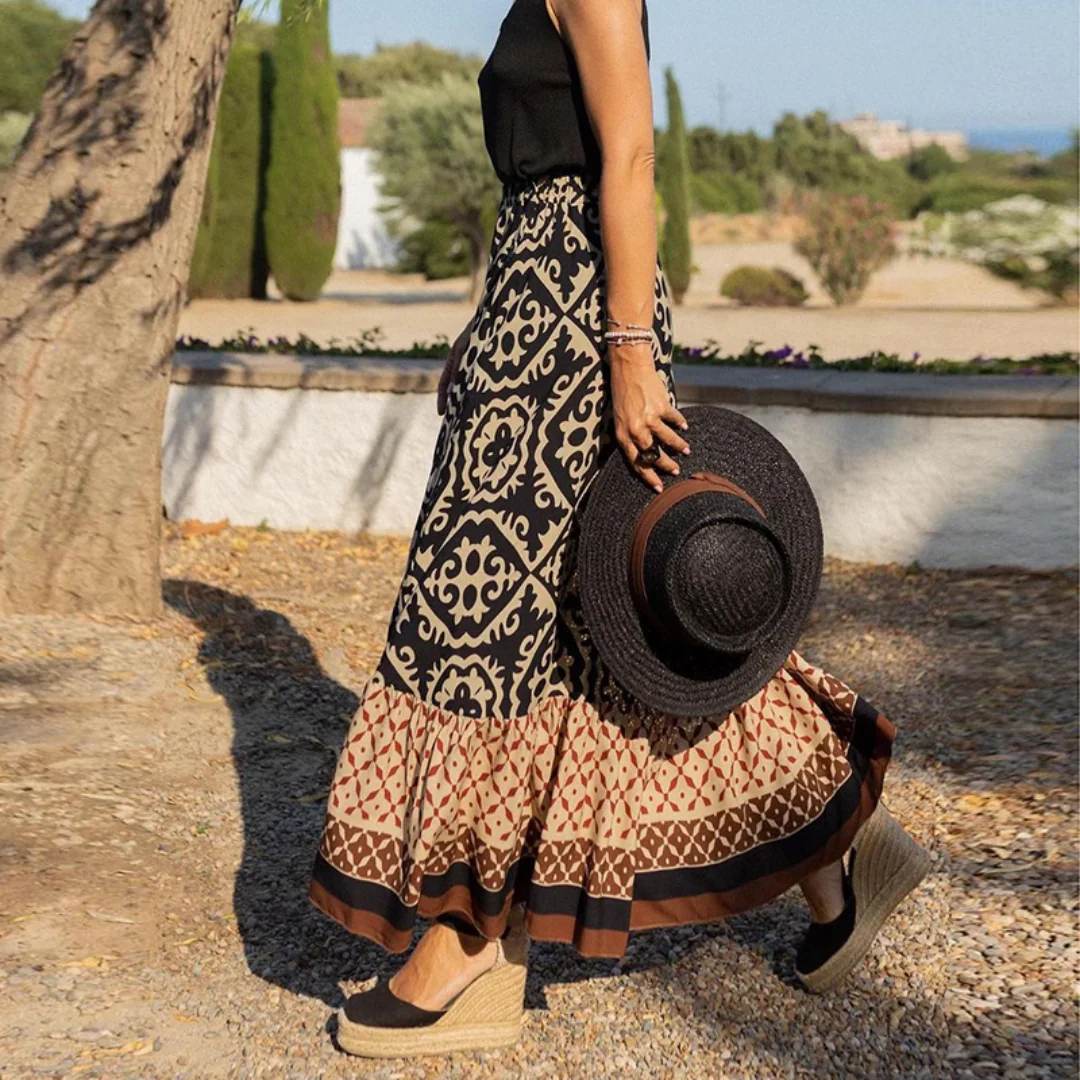 Women’s Maxi Skirt – High Waisted – Tiered Boho Fit – Geometric Print – Lightweight