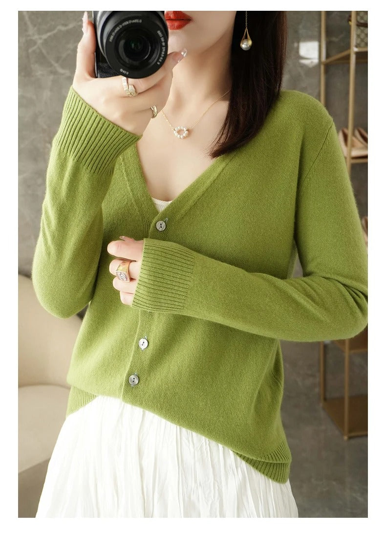Women’s Cardigan – Wool Blend – Relaxed Fit – V-Neck – Button Front – Ribbed Trim