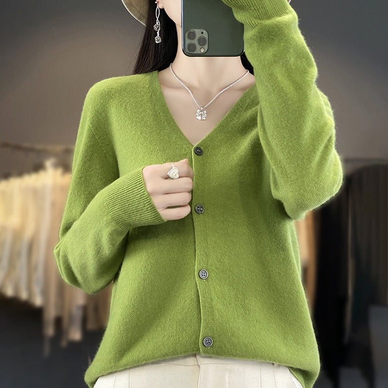 Women’s Cardigan – Wool Knit – V-Neck – Relaxed Fit – Button Front – Long Sleeve