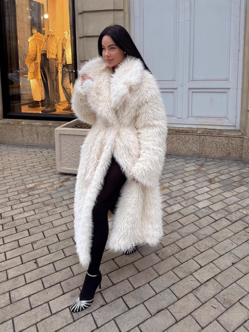 Women’s Mid-Length Jacket – Oversized Fit – Soft Faux Fur – Open Front – Plush Texture