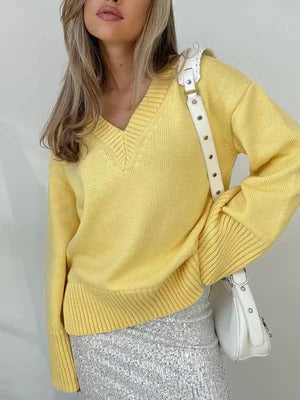 Women’s Pullover Sweater – Soft Knit – Relaxed Fit – V-Neck – Long Sleeve – Ribbed Trim