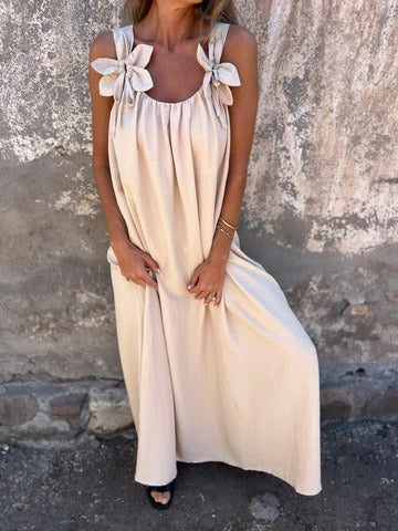 Women’s Maxi Dress – Relaxed Fit – Floral Shoulder Detail