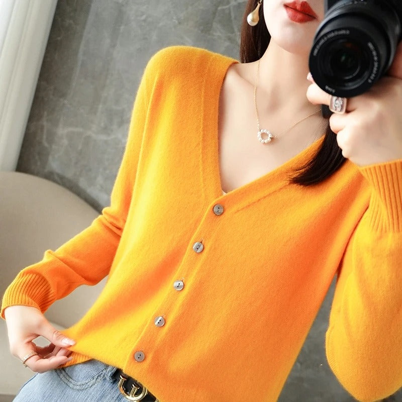 Women’s Cardigan – Wool Blend – Relaxed Fit – V-Neck – Button Front – Ribbed Trim