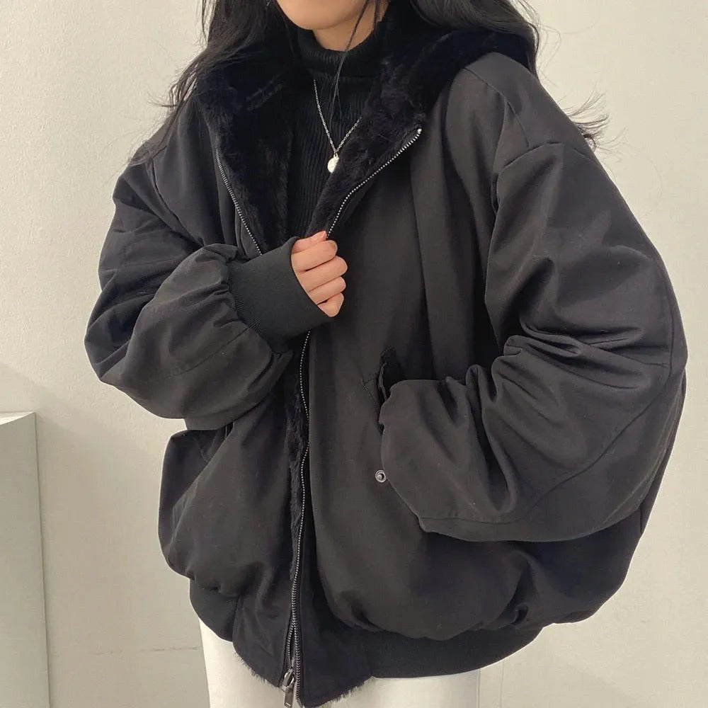 Women’s Jacket – Relaxed Fit – Plush Lining – Ribbed Cuffs – Zipper Closure – Double Layer