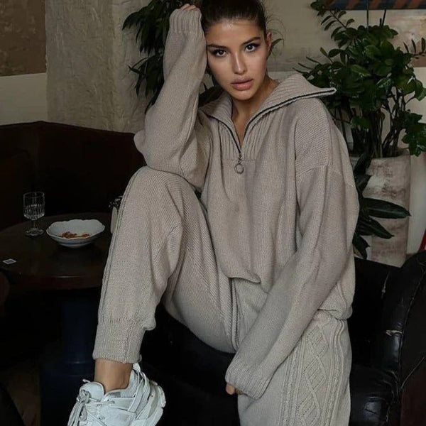 Women’s Two-Piece Quarter-Zip Top – Soft Knit – Oversized Fit – Ribbed Cuffs – Casual Loungewear
