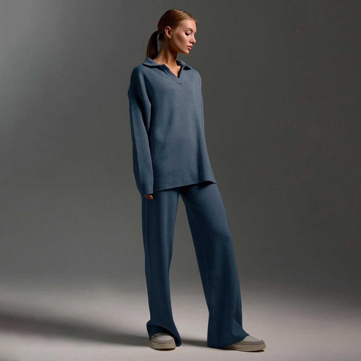 Women's Knitted Tracksuit with Soft Fabric and Relaxed Fit