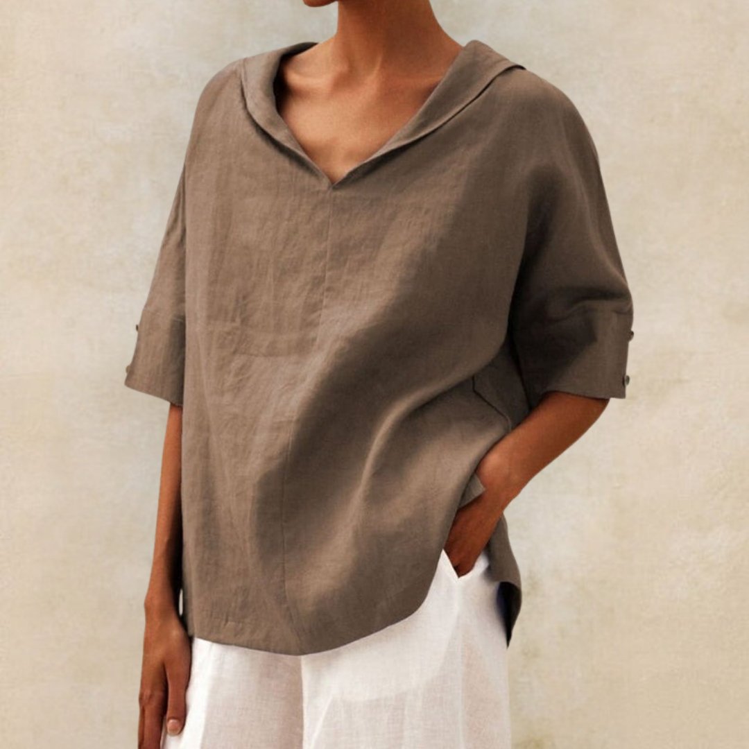 Casual linen V-neck shirt for women - Relaxed fit blouse for everyday elegance