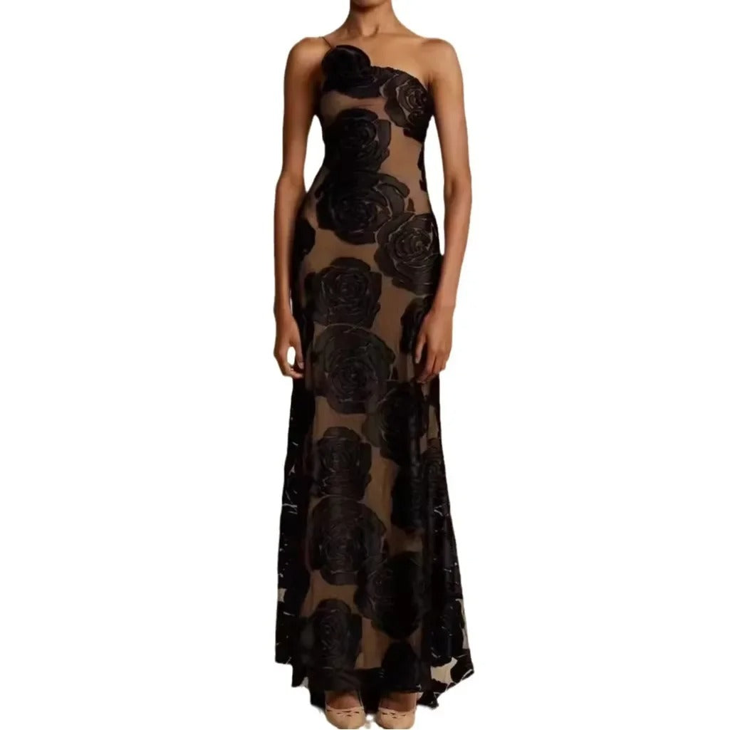 Elegant long dress in floral mesh