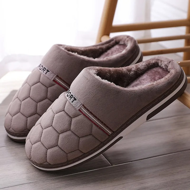 Eloura-Moda | Comfortable winter slippers with thick soles for men