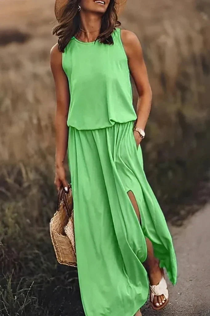 Women's Maxi Dress – Loose Fit – Empire Waist – Sleeveless – Slit – Round Neck