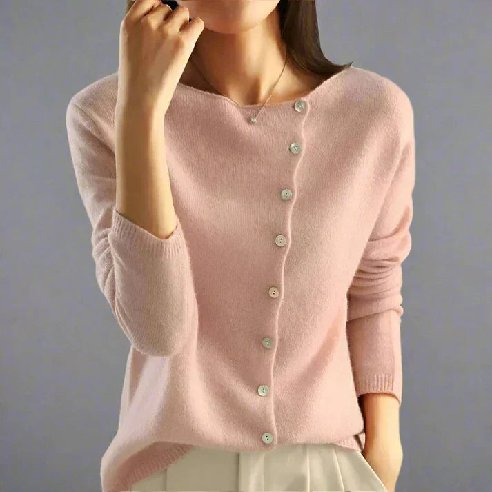 Eloura-Moda | Cardigan with asymmetrical button pattern