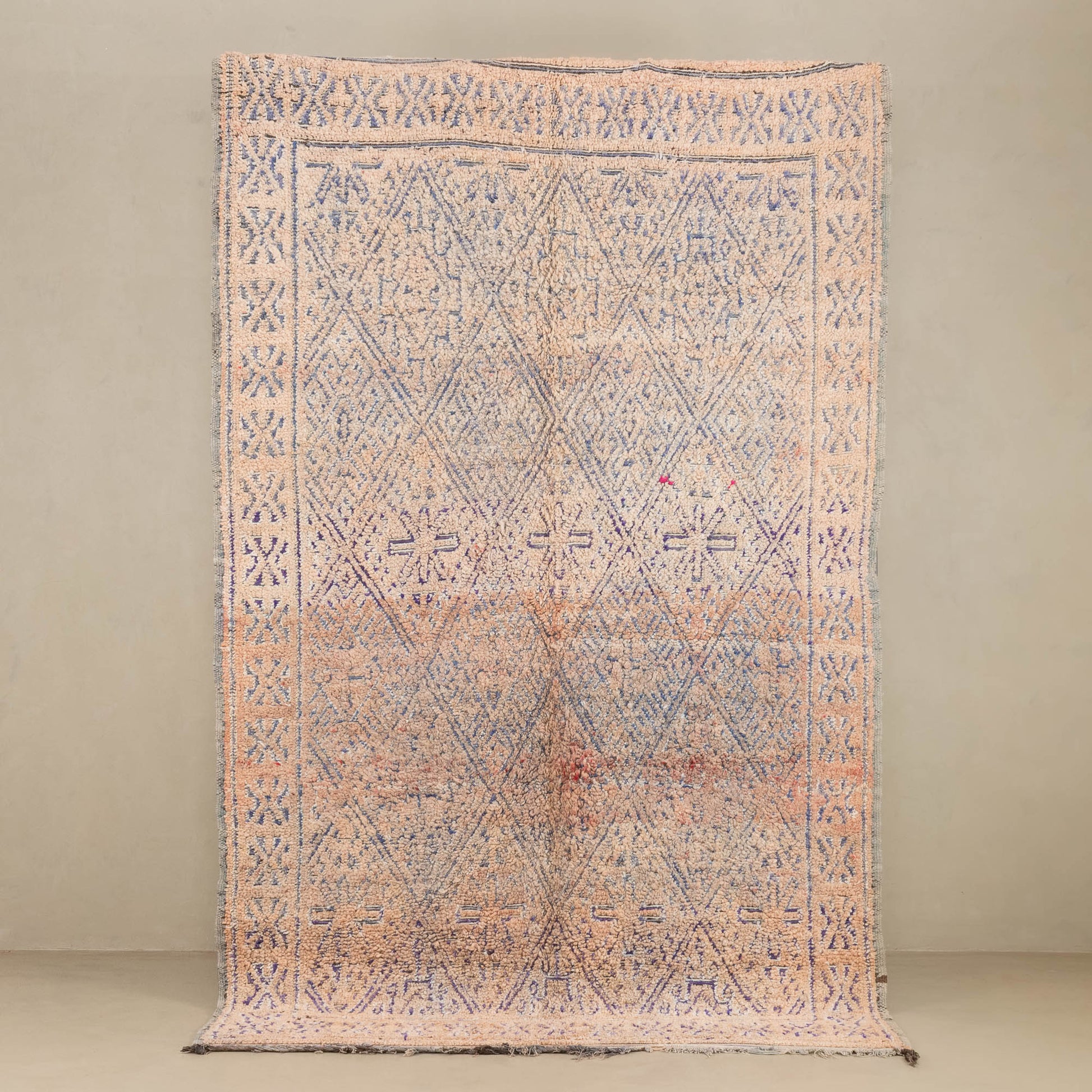 Nassil - vintage beni mguild rug - TrendAura