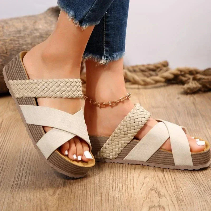 Camille™ Comfortable Cross Strap Platform Sandals