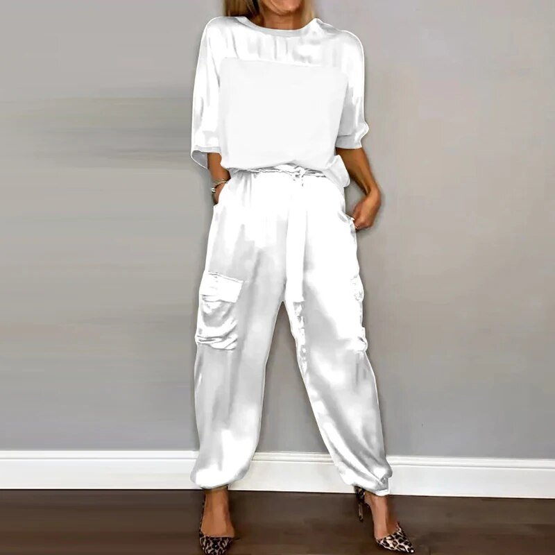 Women's Relaxed Clothing Set with Lightweight Fabric and Versatile Style