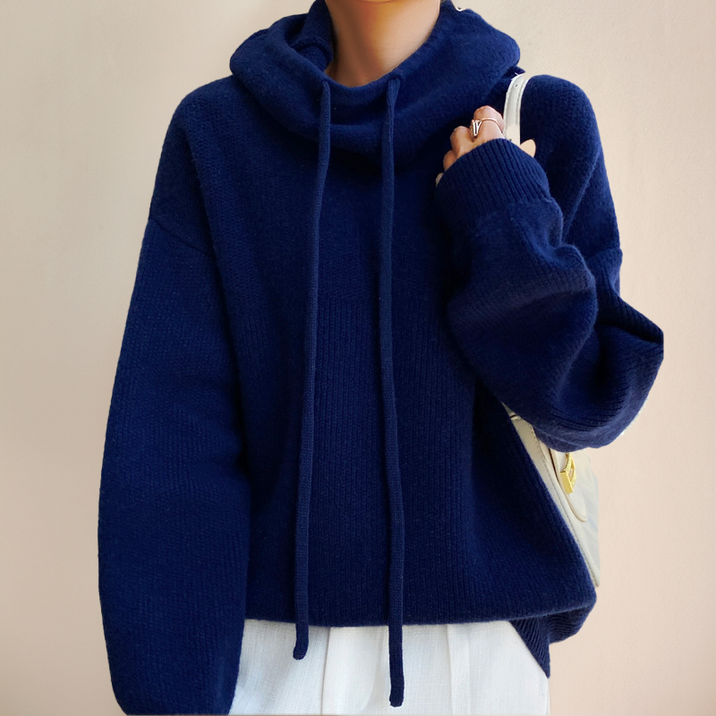Women's Lightweight Knit Sweater with Long Sleeves and Relaxed Fit