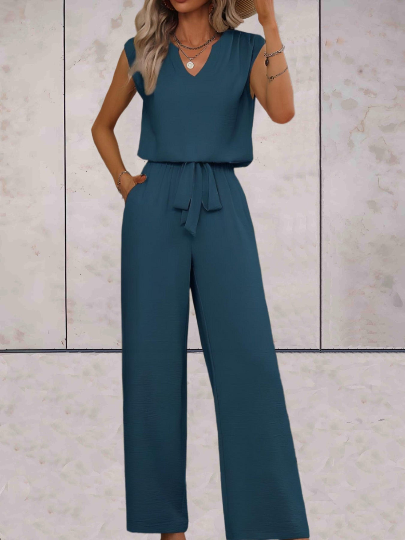 Camilla | Elegant Sleeveless Blouse Set with Lace Neckline and Pants