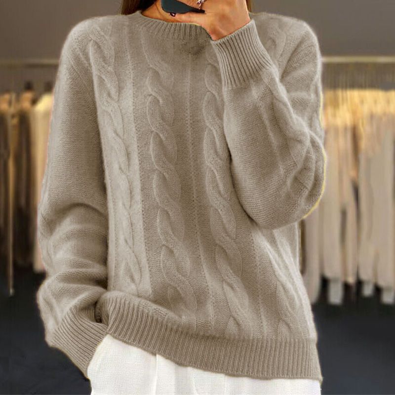 Women’s Pullover Sweater – Relaxed Fit – Wool Blend – Cable Knit – Ribbed Hem