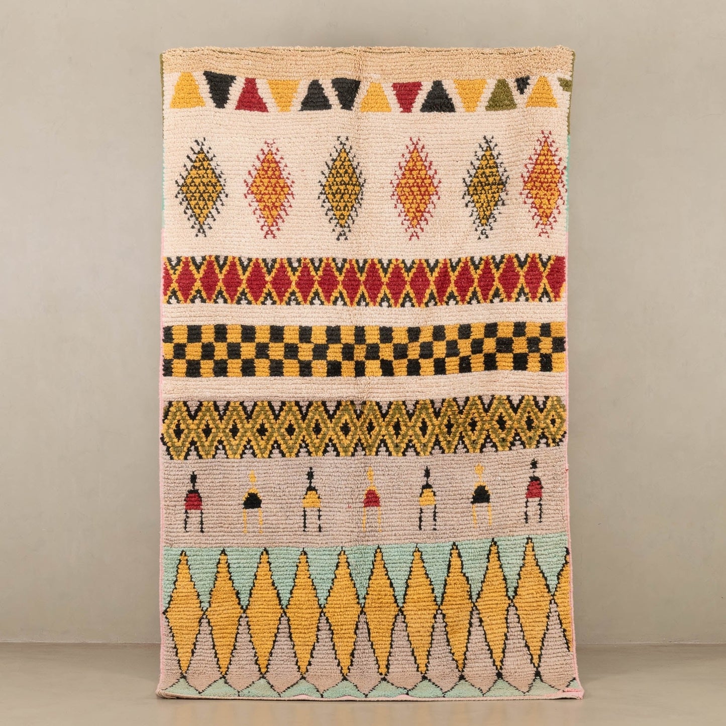 Tasnim - vintage boujad rug - TrendAura