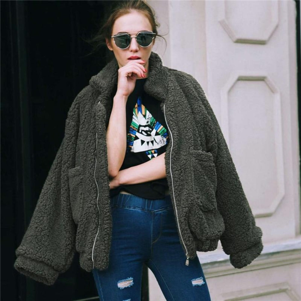 Women’s Coat – Oversized Fit – Plush Fleece – Zipper Front – High Collar – Casual Wear