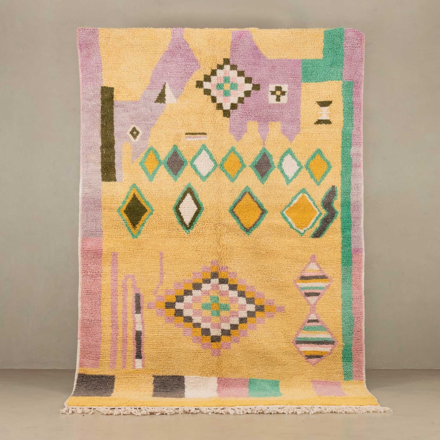 wasila - vintage boujad rug - TrendAura