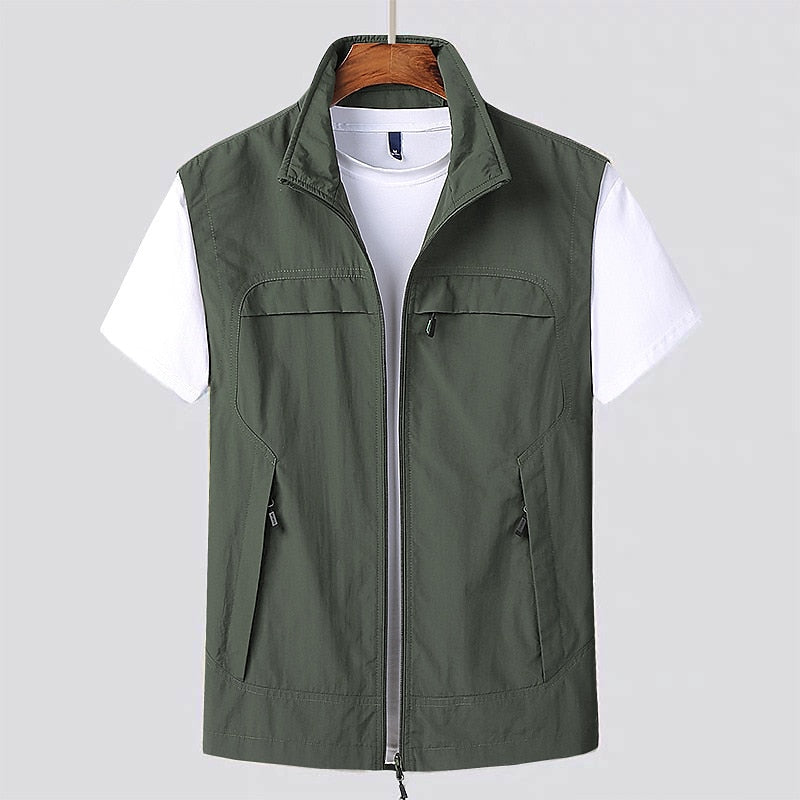 Modern Vest For Men All Seasons Versatile Outerwear With Comfortable Fit Fashion Forward Wardrobe Essential