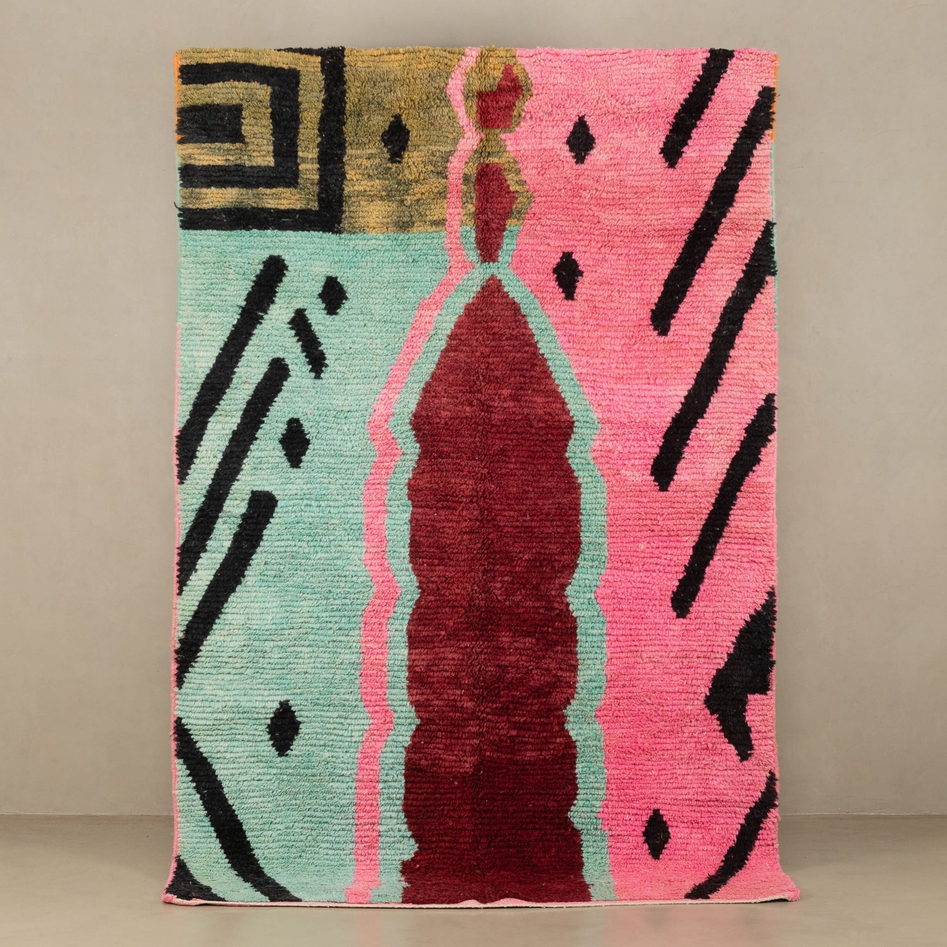 Zoubaida - vintage boujad rug - TrendAura